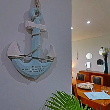Apartamento T2 Praia Piscina E Wi-fi *