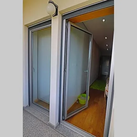 Apartamento T2 Praia Piscina E Wi-fi Διαμέρισμα *